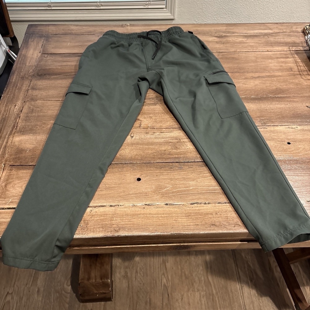 LEG3ND Discovery Men Activewear Pants M Green Sweatpants 30 Inseam Logo